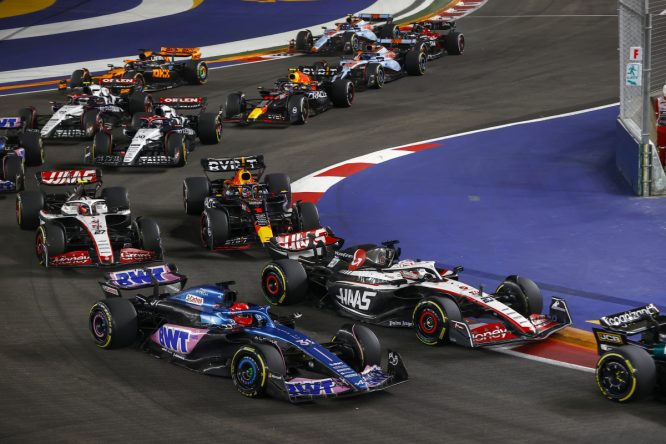 Verstappen surges into Singapore Grand Prix TOP FIVE after safety car