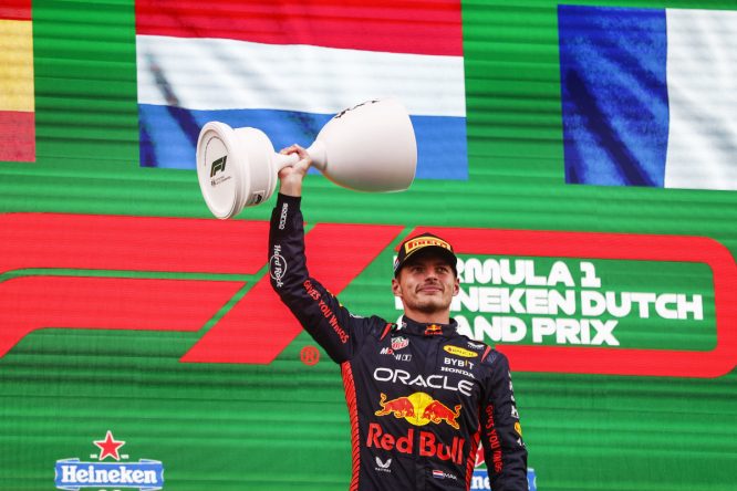 Remembering the record: Verstappen&#8217;s incredible 10 wins