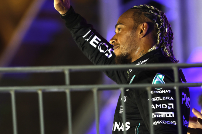 Hamilton FRUSTRATED over missed opportunity that cost him Singapore win