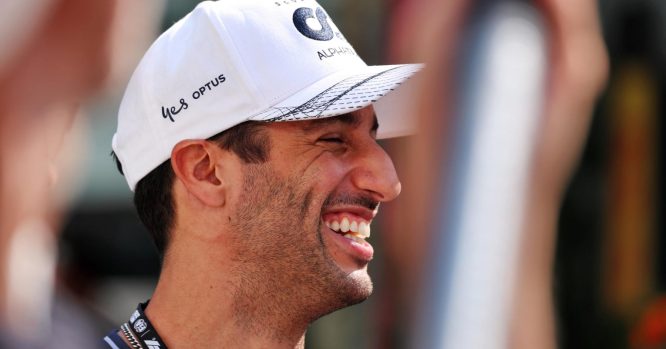 Ricciardo &#8216;stoked&#8217; for Tsunoda 2024 partnership