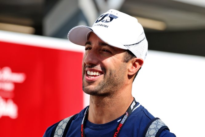AlphaTauri admit Ricciardo F1 return ‘a while away’