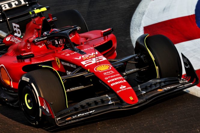 Sainz fronts Ferrari 1-2 in Singapore FP2 session