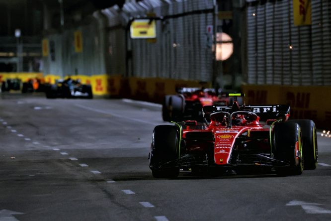 Sainz ends Red Bull winning run with Singapore GP victory