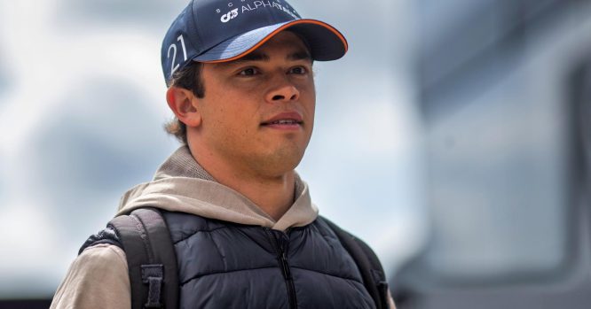 De Vries plans sportscar switch following F1 exit