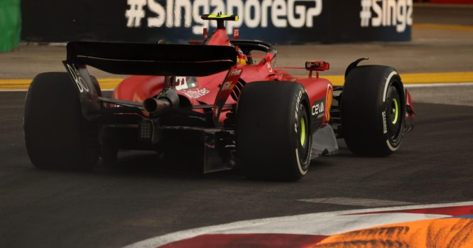 Ferrari hold advantage as Red Bull bemoan setup problems