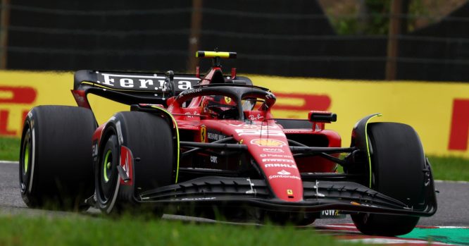 Sainz rates Ferrari’s chances ahead of Japan qualifying