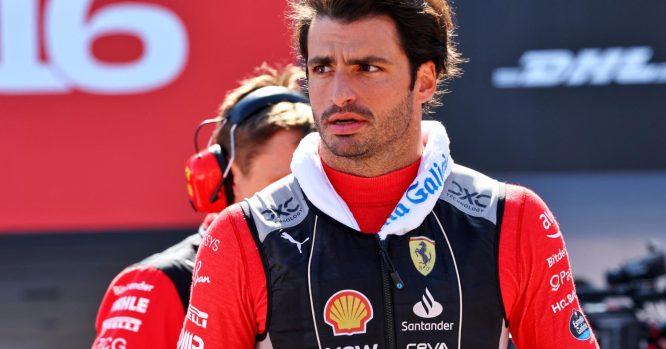 Sainz outlines hope for new Ferrari car