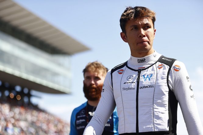 Albon: Five-second penalties &quot;not teaching&quot; F1 drivers anything