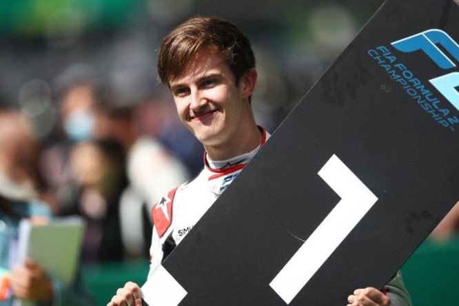 F1 team &#8216;ready&#8217; to make deal with junior SENSATION as title beckons