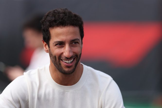AlphaTauri confirms Ricciardo won&#039;t race Singapore F1 round but will be present