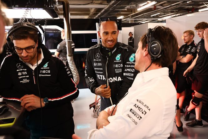 Marketing aspects the main hold-up in new Hamilton F1 deal, say Mercedes