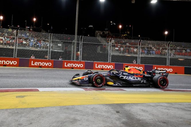 Verstappen to &quot;forget about&quot; extending F1 win streak in Singapore GP