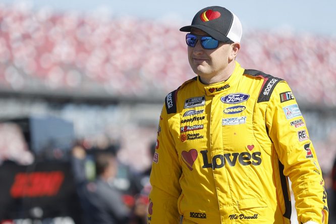 McDowell hopes to avoid &amp;quot;desperation&amp;quot; in NASCAR Cup playoffs