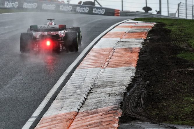 FIA plans more aggressive F1 wheel cover solution for next spray test