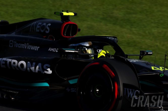 Mercedes tipped to bounce back “quite strongly” in 2024 by rival F1 team boss
