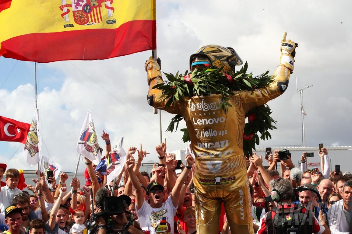 Spanish Superstar Alvaro Bautista Dominates at Jerez to Capture Second WorldSBK Championship