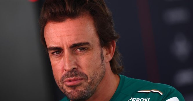 Alonso asserts McLaren is key to Aston Martin recovery