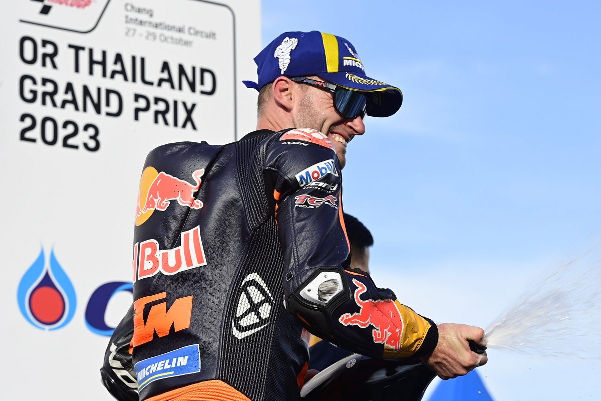 Binder&#8217;s fearless pursuit for victory dominated the highly competitive Thai MotoGP race