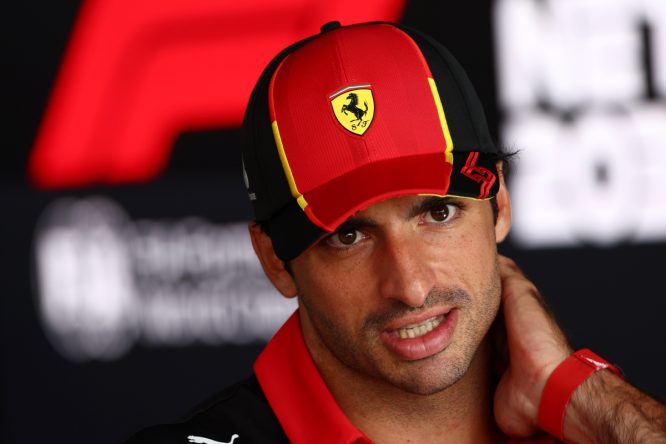 Sainz feels ‘valued’ at Ferrari ahead of contract negotiation period