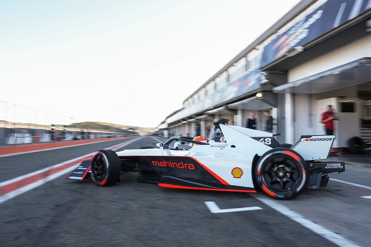 Mahindra Racer Aims for Redemption: Compensation for Lost Track Time in Formula E Testing