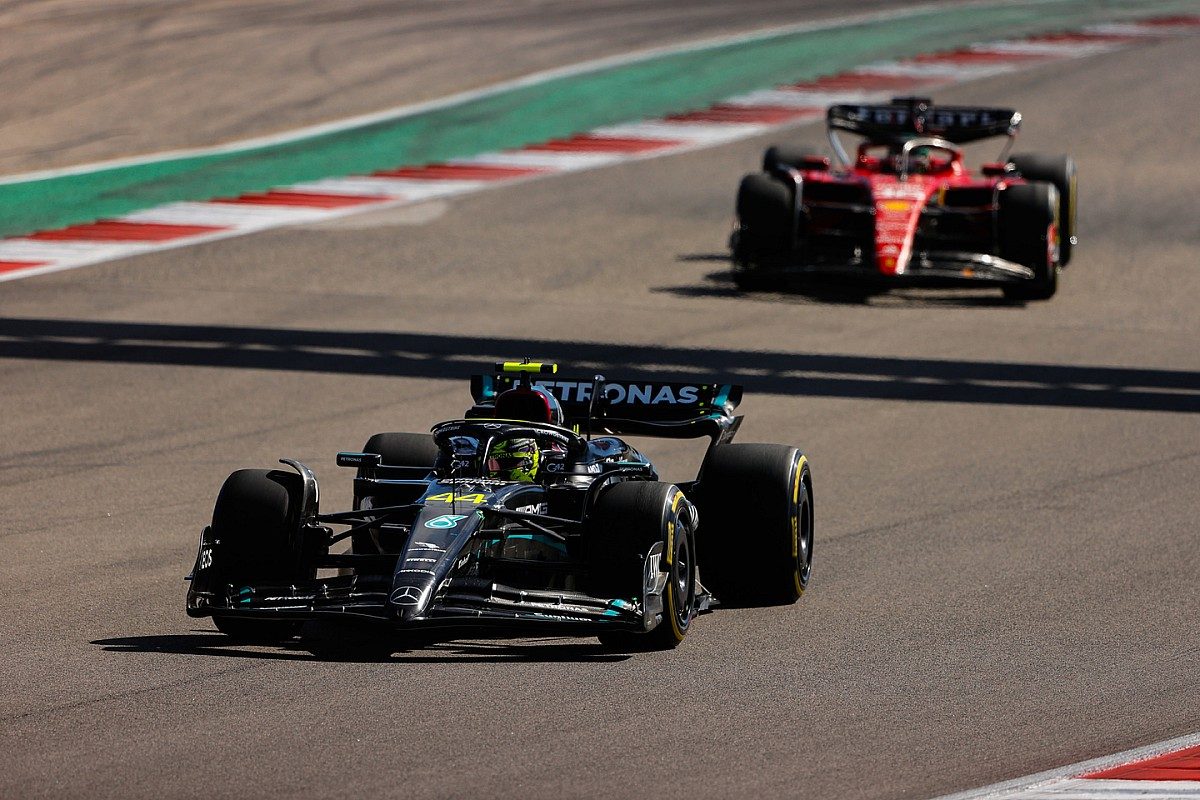 Dazzling Display of Skill and Style: Hamilton&#8217;s Spectacular Runner-up Finish at the F1 Mexico GP