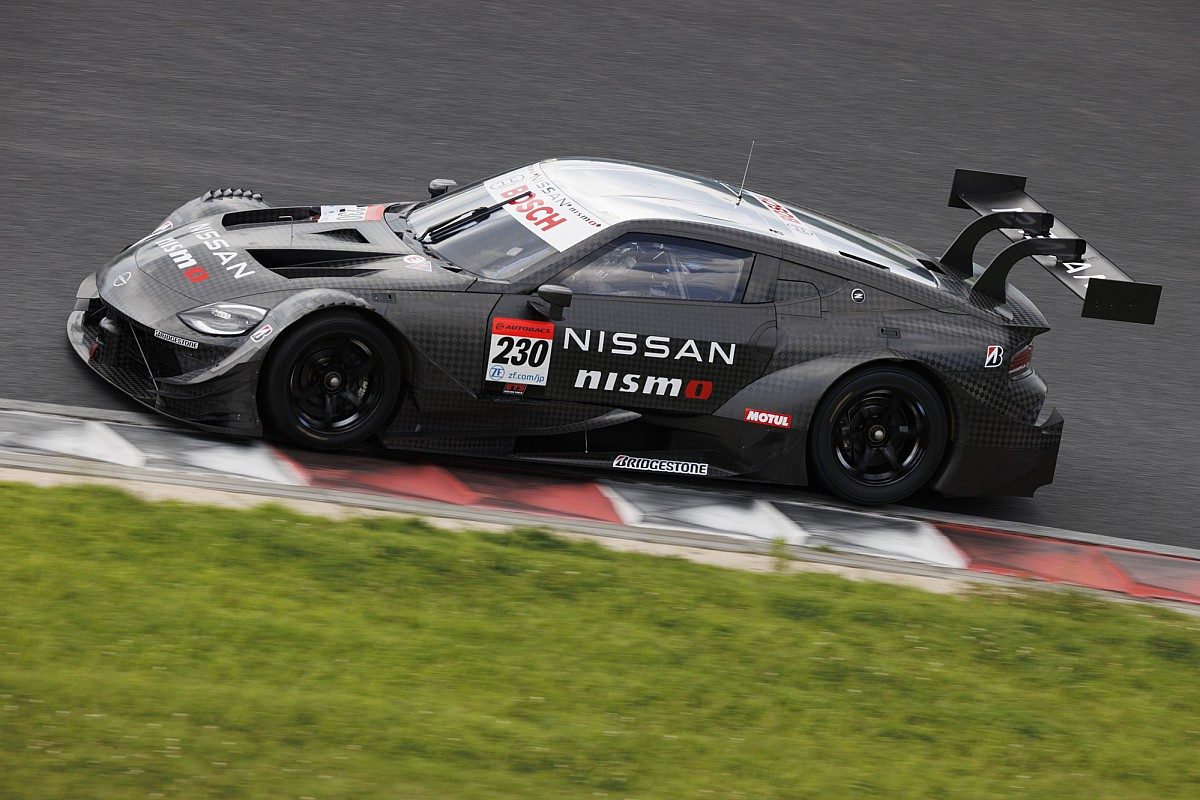 SUPER GT: Nissan to continue 2024 development with Yokohama