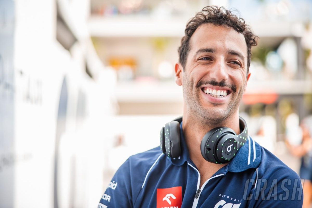 Ricciardo Silences Rumors: Exclusive Interview Confirms No Talks with Red Bull Amid Perez Speculation
