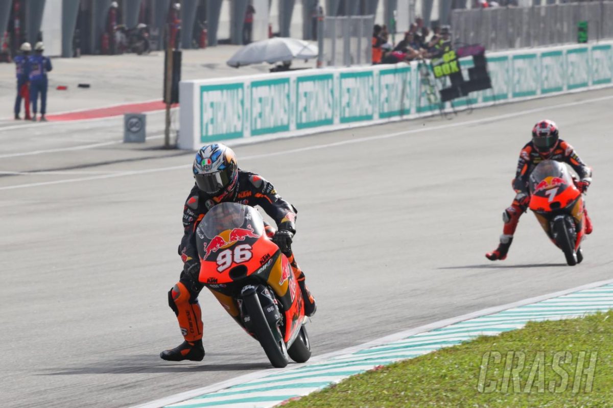 Race-Ready Riders Set the Pace in Thrilling Malaysian Moto3 Practice Session at Sepang&#8221;