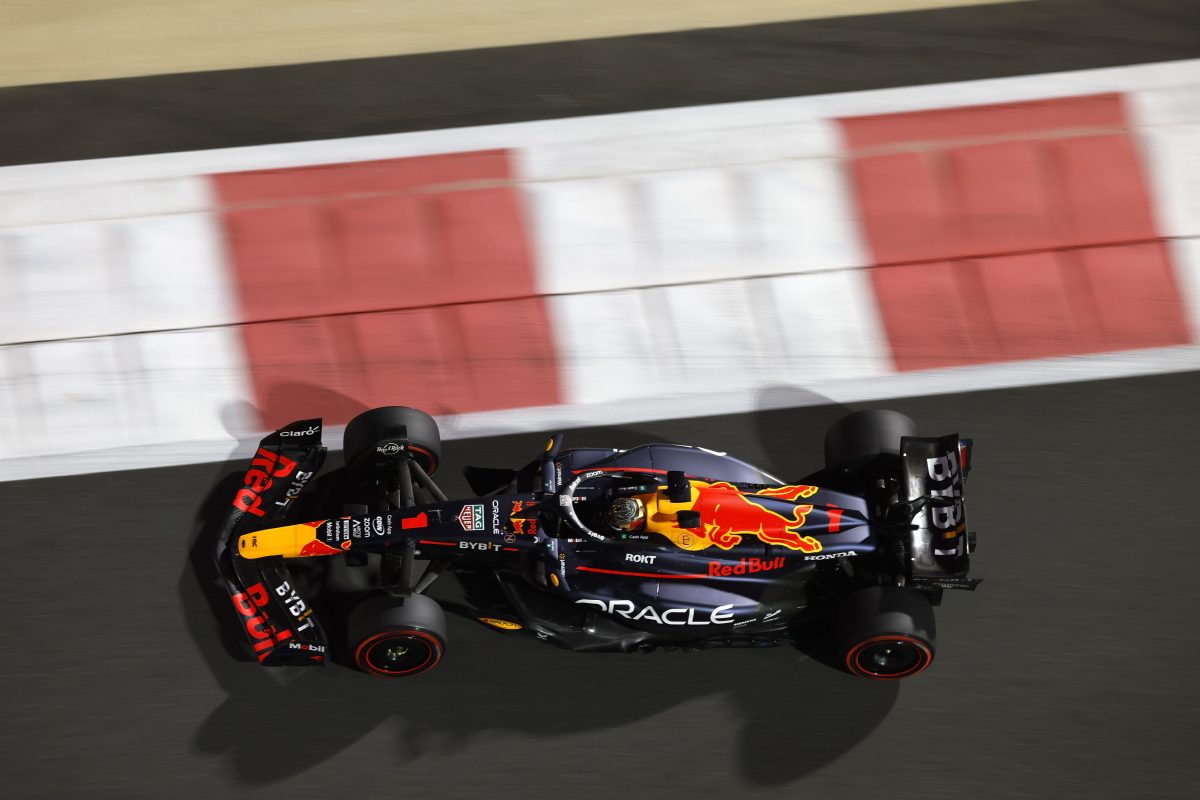 The Thrilling Duel at the Track: Verstappen Secures Pole Position, as McLaren&#8217;s Dreams Fade