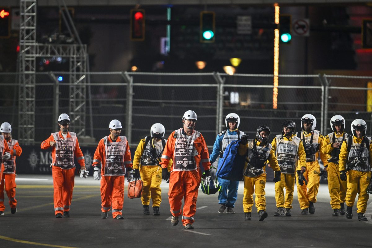 F1 Fans Demand Justice: The Las Vegas Grand Prix Controversy Shocks and Sparks a Spectacular Walkout