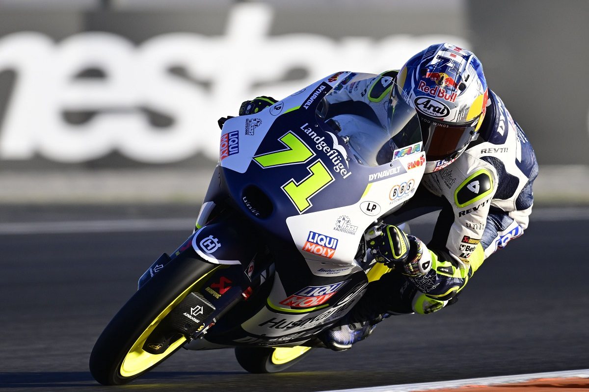 Intense Battle at Valencia: Sasaki Triumphs against Alonso for Spectacular Moto3 Victory