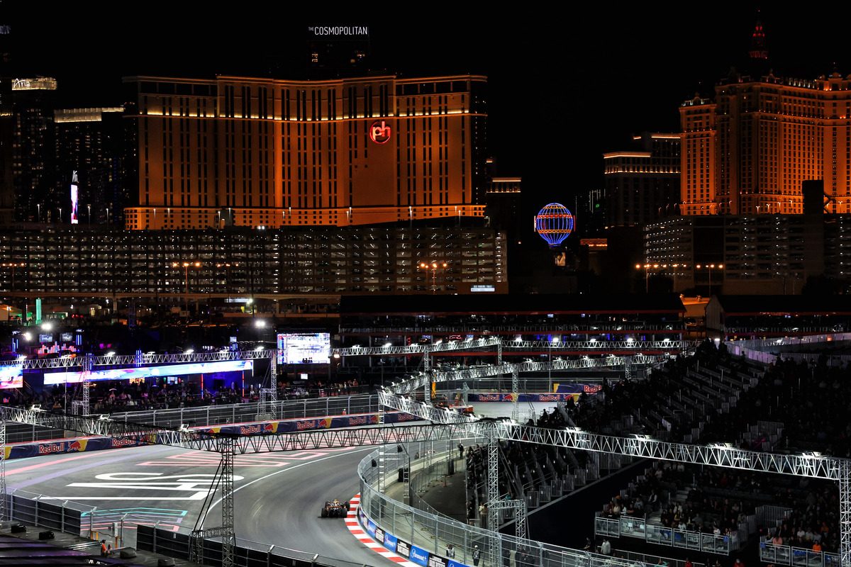 Unleashing Speed and Excitement: F1 2023 Las Vegas Grand Prix Qualifying Results Thrill Racing Fans.