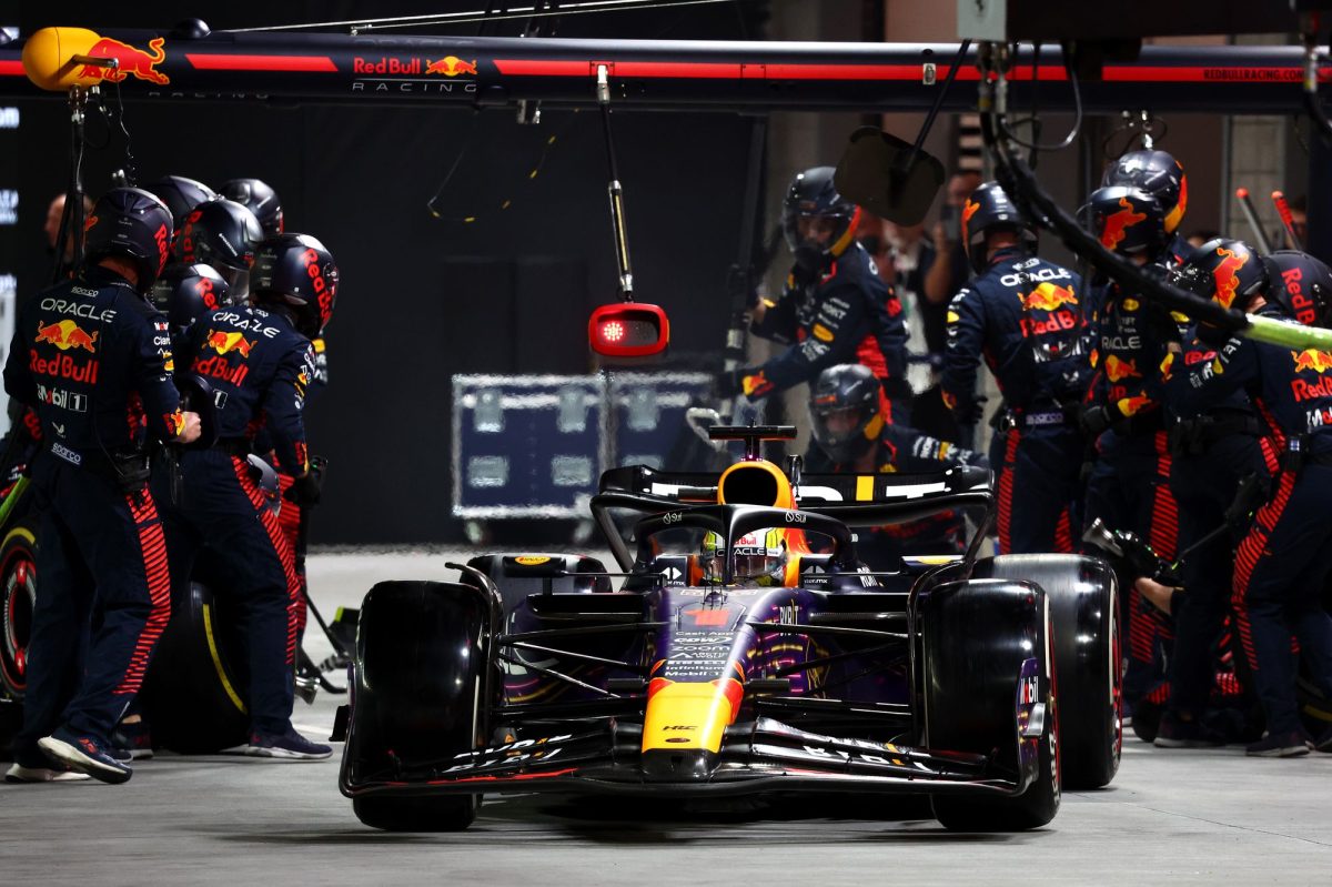 The Clash of Titans: How Verstappen&#8217;s Russell Incident Robbed Leclerc of Victory – Analyzing Mark Hughes&#8217;s Insights
