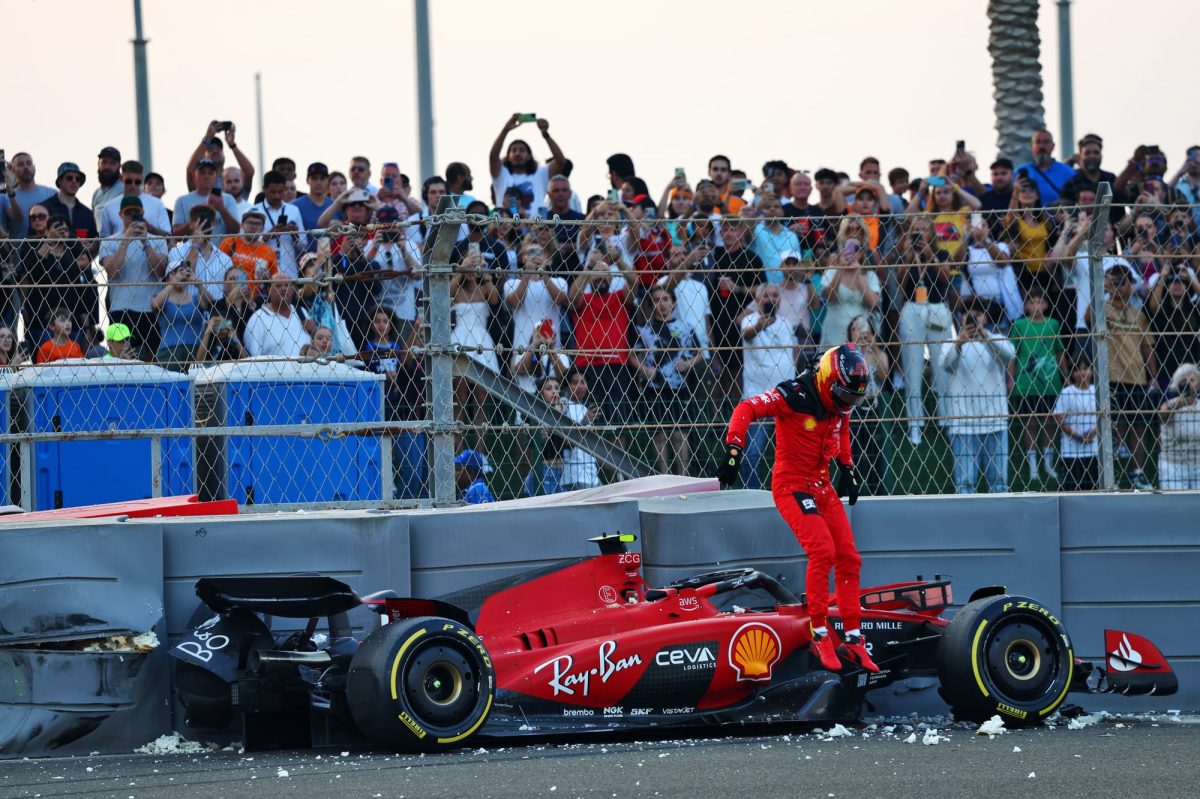 Sainz Crash Sends Shockwaves through Ferrari&#8217;s Abu Dhabi Practice, Costly setback for the Leading Team