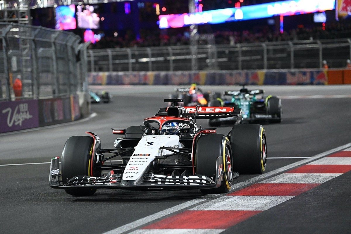 Ricciardo: AlphaTauri F1 left struggling in “different league” in Las Vegas