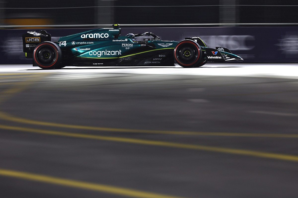 Revving Up the Excitement: F1 Drivers Rally for Las Vegas with a Jeddah Standard Track Surface