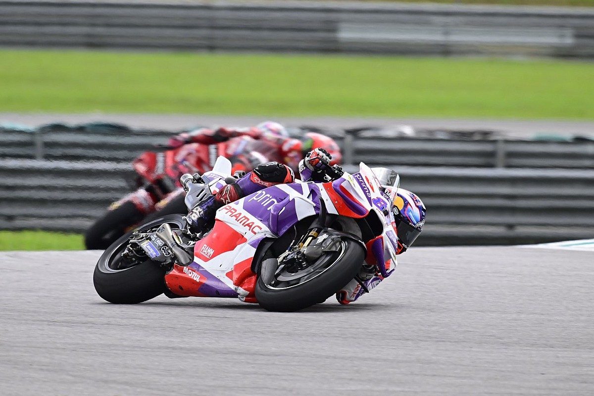 Martin&#8217;s Spectacular Struggles: A Thrilling Tale from the Malaysian MotoGP Race
