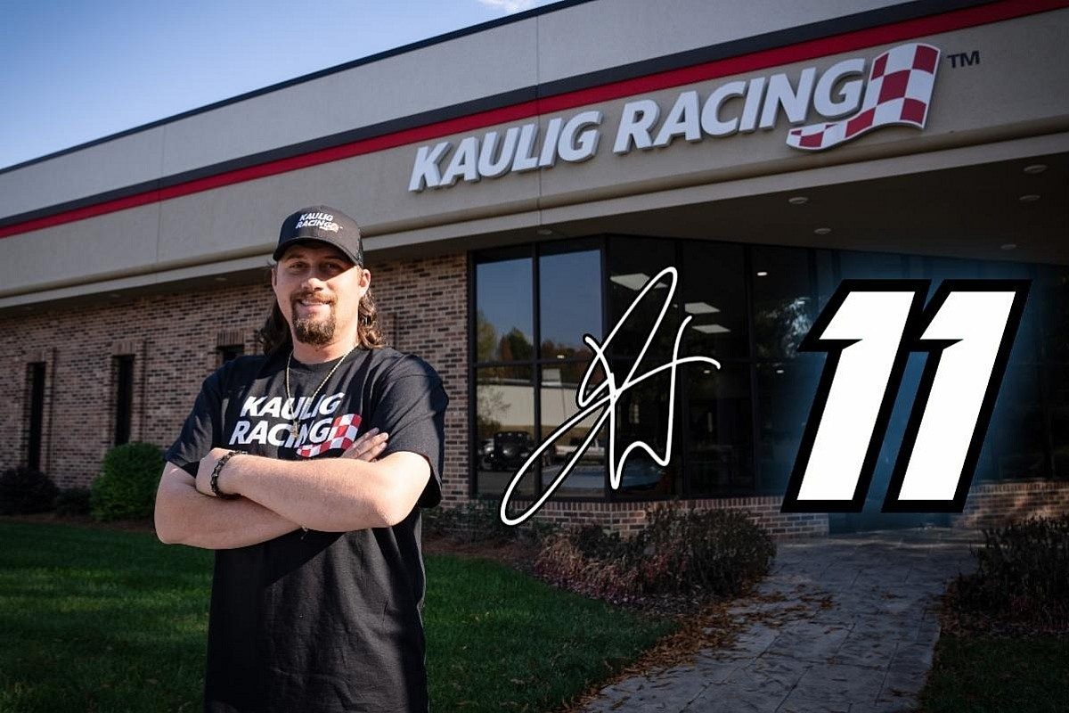 Rapid Acceleration: Josh Williams Partners with Kaulig Racing for the 2024 NASCAR Xfinity Season