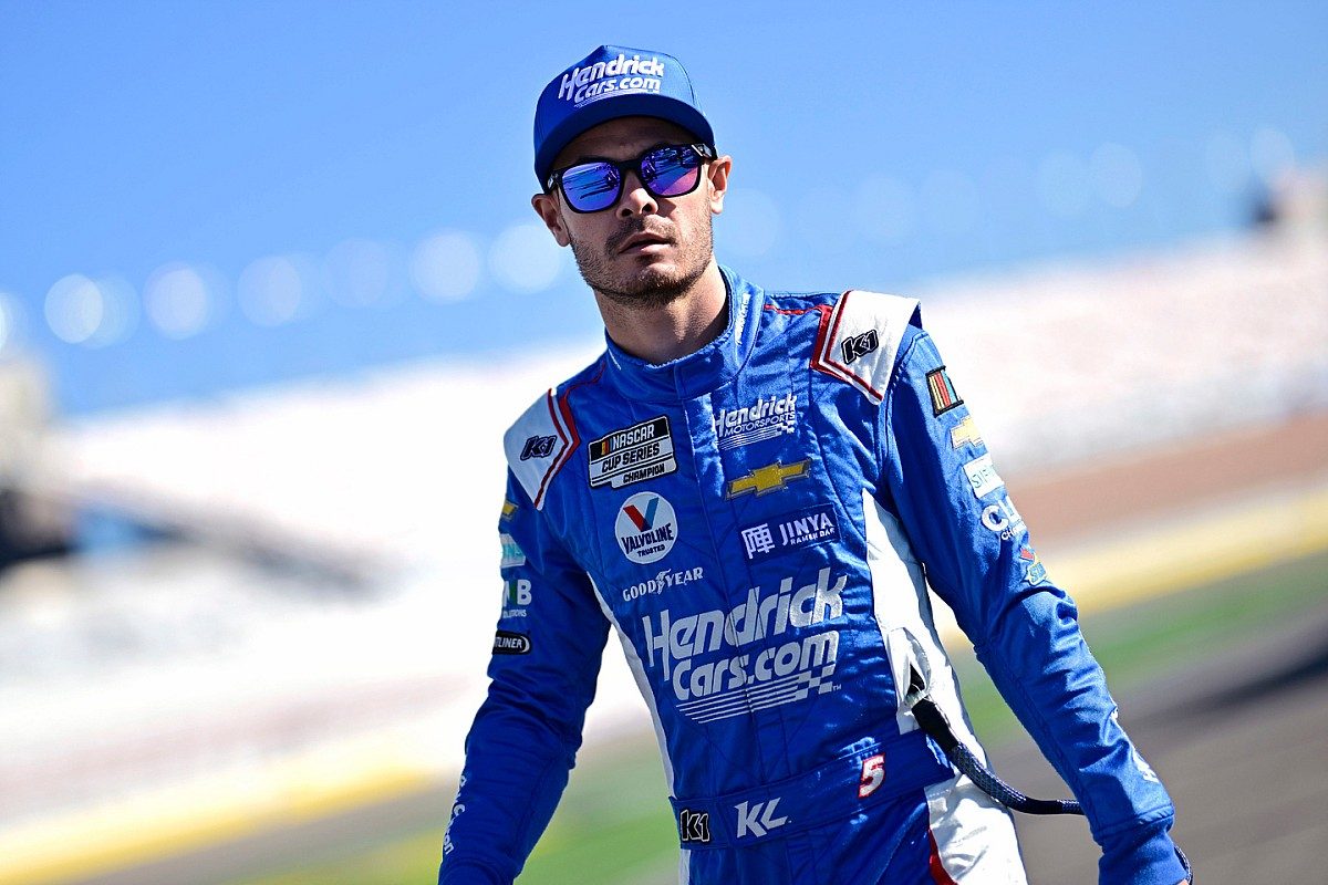 Blaney Emerges as the Contender to Watch in NASCAR Cup Championship Showdown: Larson&#8217;s Bold Prediction