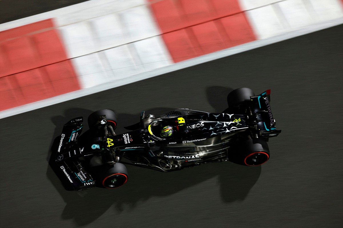 Unpredictable Mercedes: Flaws Resurface in F1 Abu Dhabi Qualifying