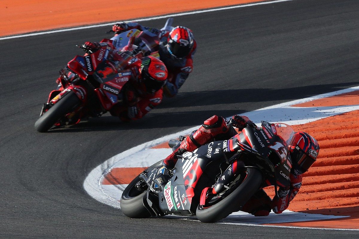 Shocking Vinales Grid Penalty Propels Bagnaia to Well-Deserved Pole Position in Valencia MotoGP