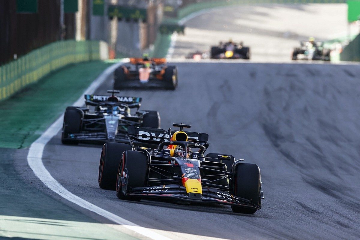 Thrilling Cat and Mouse: Red Bull&#8217;s Epic Battle with Norris at the F1 Brazil GP