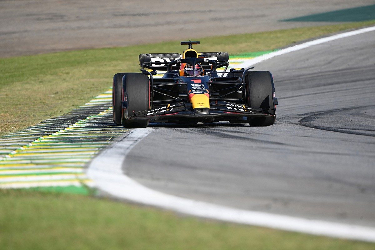 Max Verstappen&#8217;s Racing IQ Soars: Red Bull Ace Mastering the Art of Reading F1 Races