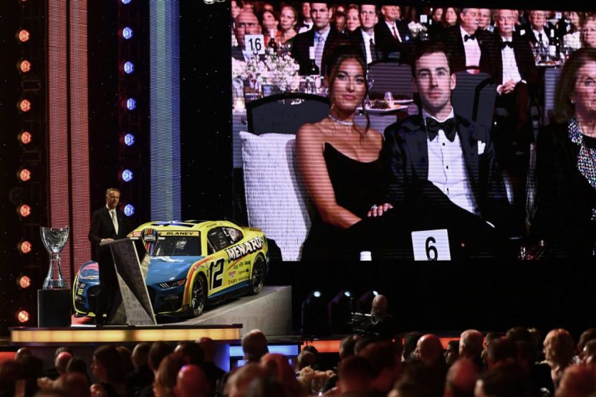 A Night of Triumph: NASCAR Crowns Champions at Spectacular Nashville Awards Ceremony