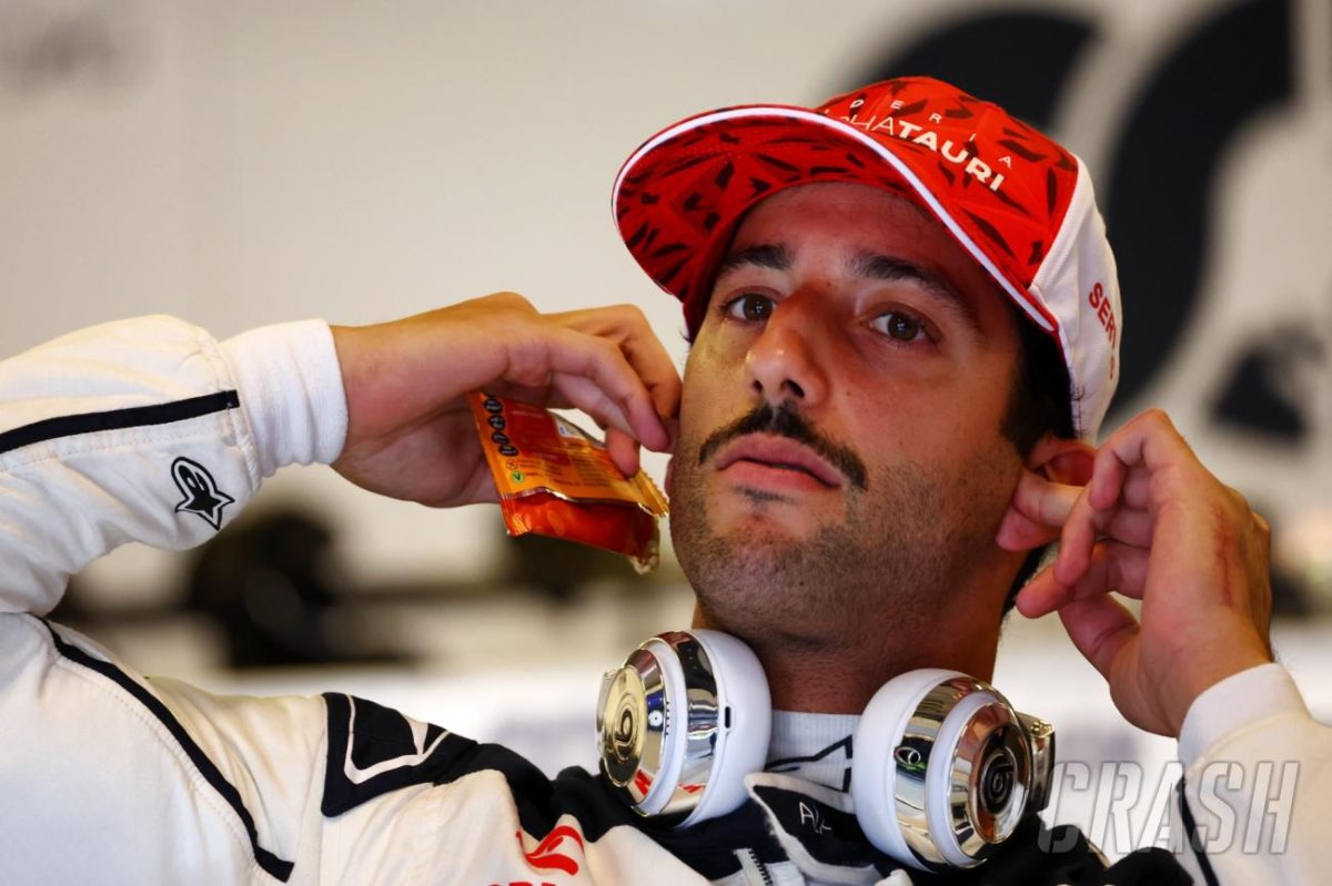 In the Depths of Doubt: Ricciardo&#8217;s F1 Journey Hangs in the Balance during McLaren Stint