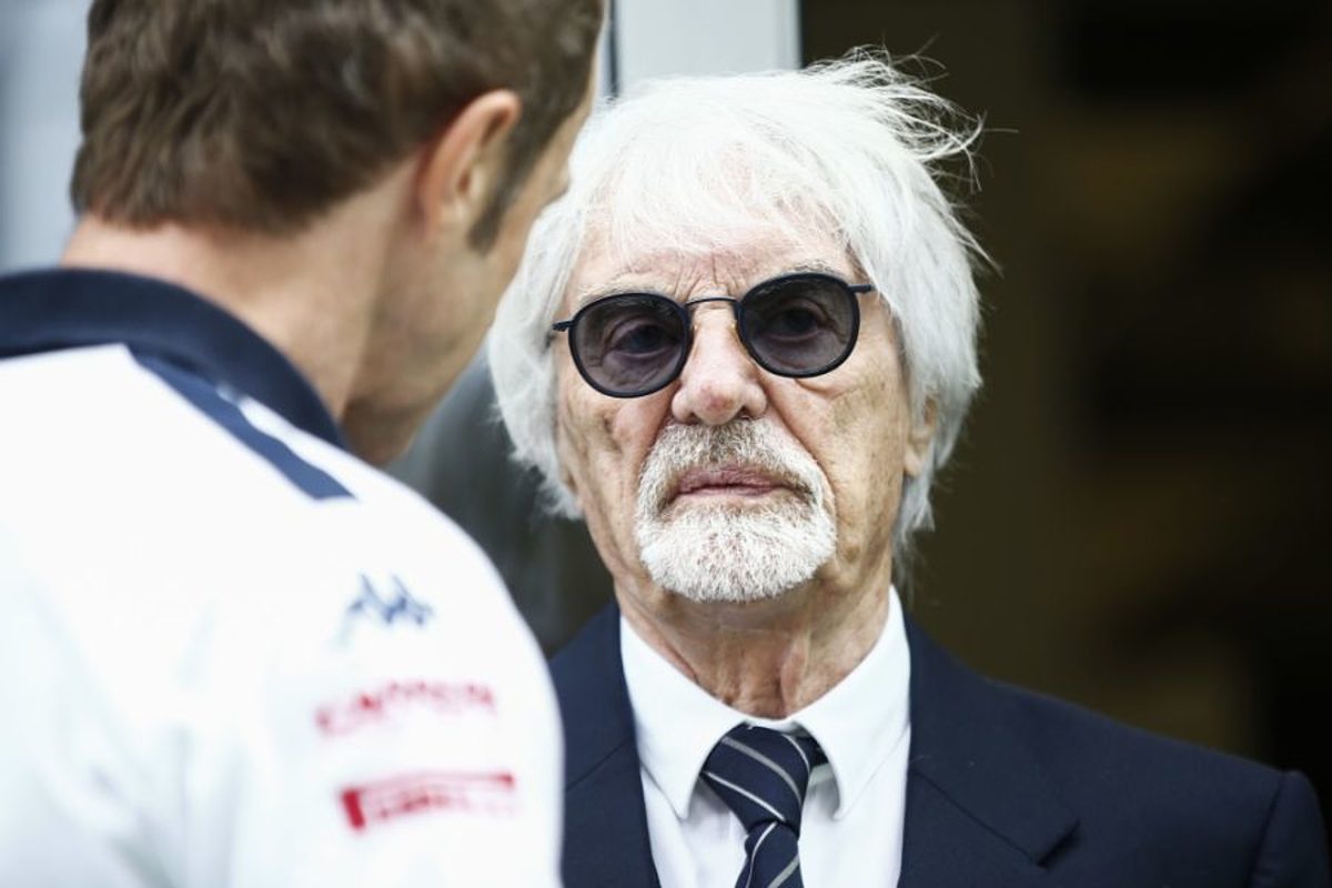Ecclestone accused of giving F1 &#8216;big slap&#8217; over Christmas card