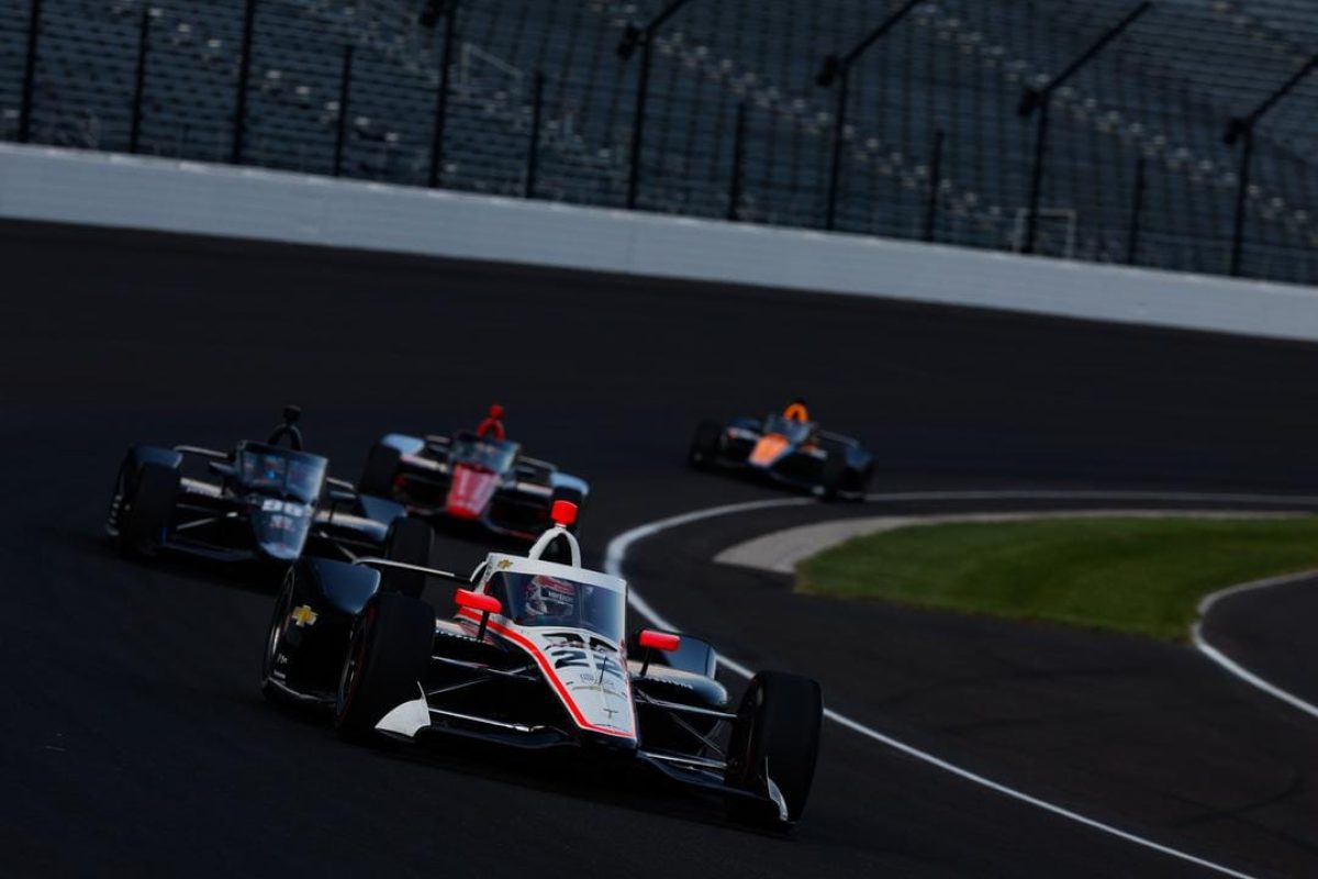 Revving Towards the Future: IndyCar&#8217;s Bold Move to Introduce Hybrids Post-2024 Indy 500