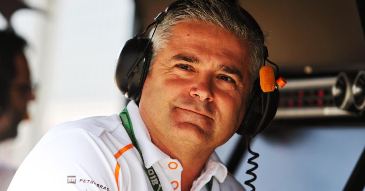 Motorsport world mourns death of De Ferran