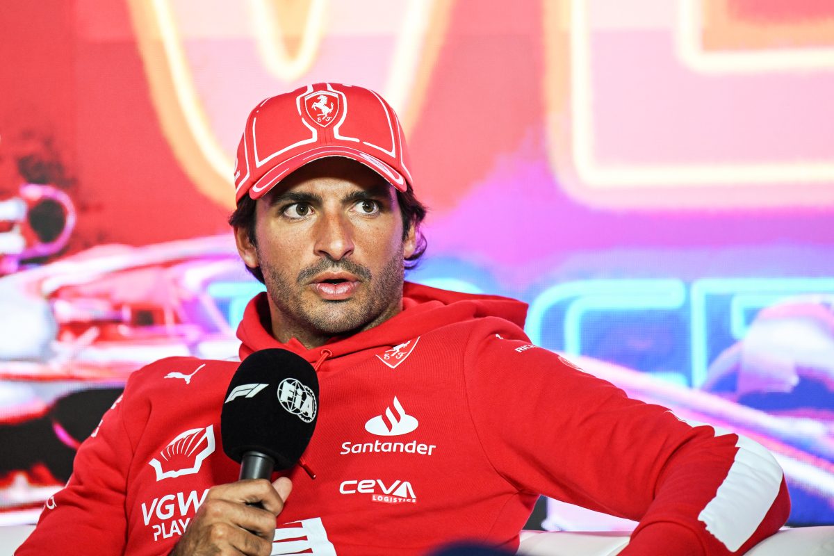 Sainz embraces the &#8216;Ferrari FAITH&#8217; and sets his sights on a triumphant future