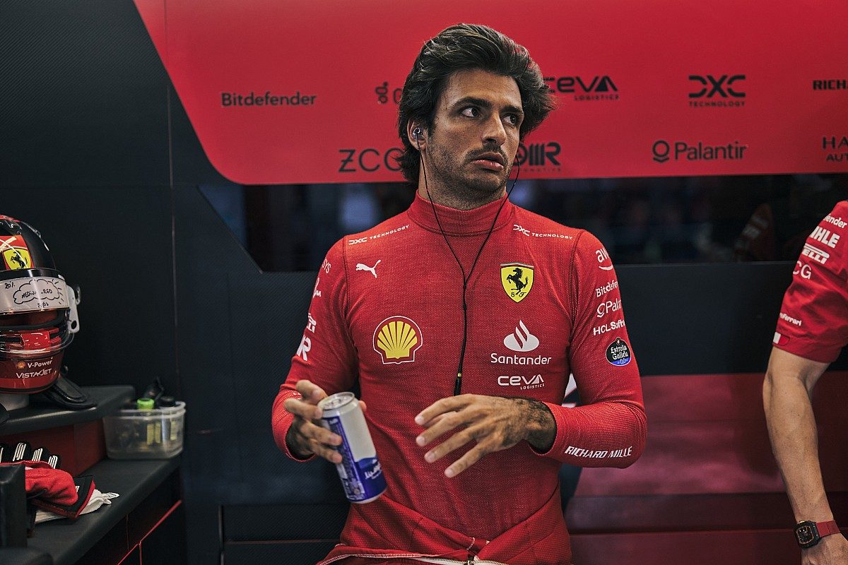 Sainz&#8217;s Insight: Unveiling the Transformation of Ferrari&#8217;s 2024 F1 Car in the Digital Realm